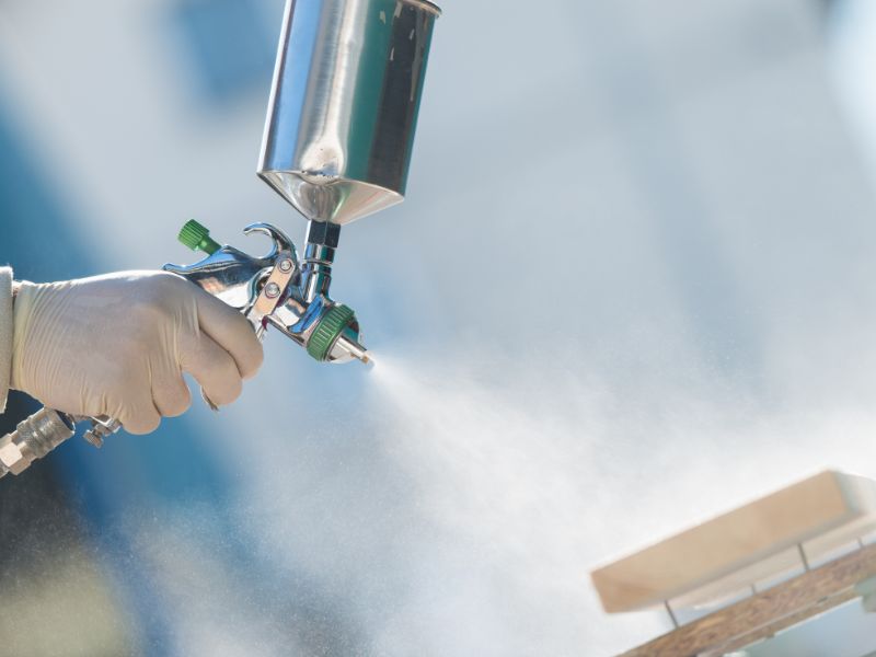 Czy farbę termoizolacyjną można nakładać agregatem - TAK